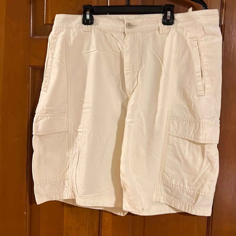 Tommy Bahama Cargo Shorts